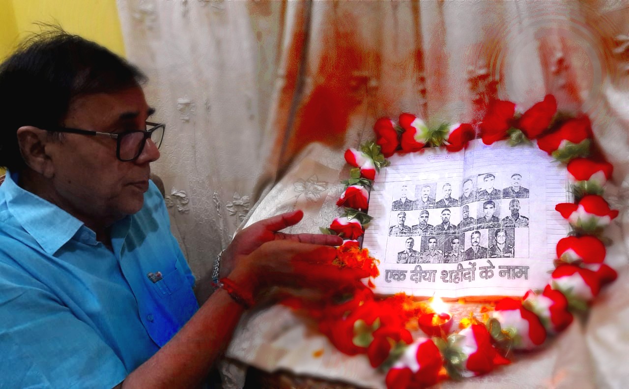 Dr.Madhepuri paying his tribute to Martyrs on 23rd March at his residence 
